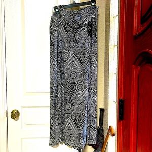 😊🎉BIG DROP🎉FLOWING SKIRT